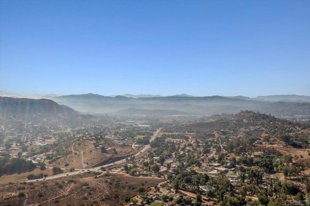 11694 Hi Ridge Road, Lakeside, CA 92040