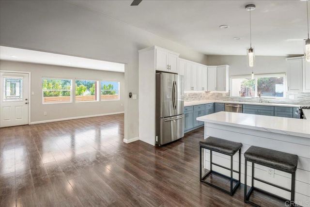 11694 Hi Ridge Road, Lakeside, CA 92040