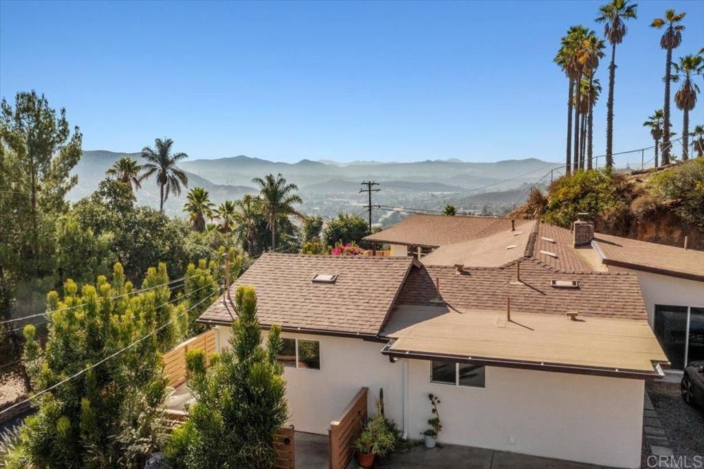 11694 Hi Ridge Road, Lakeside, CA 92040