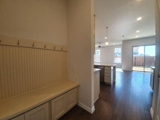 8286 Primrose Way, Dallas, TX 75252