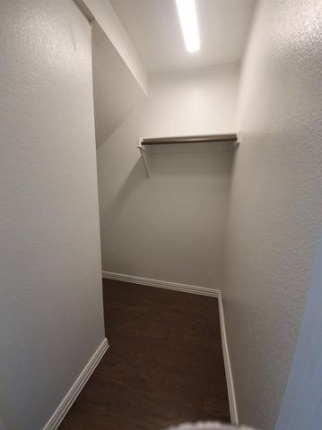 8286 Primrose Way, Dallas, TX 75252