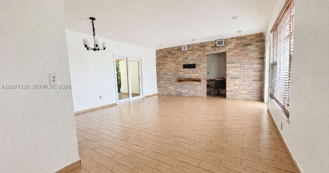 10735 NW 2nd Ct 0, Miami, FL 33168