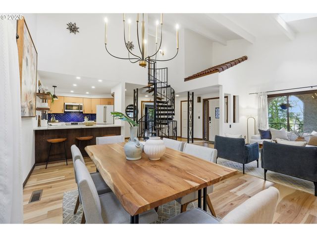 2846 Nw ARIEL Ter, Portland, OR 97210