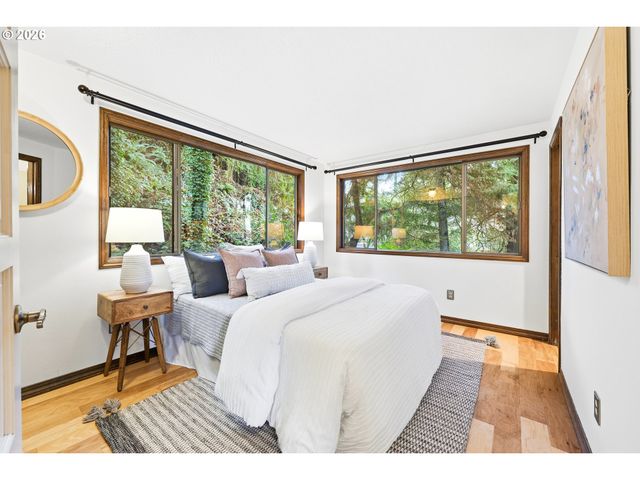 2846 Nw ARIEL Ter, Portland, OR 97210