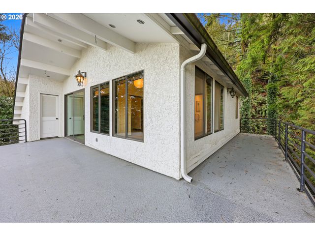 2846 Nw ARIEL Ter, Portland, OR 97210