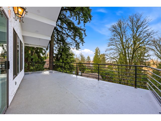 2846 Nw ARIEL Ter, Portland, OR 97210