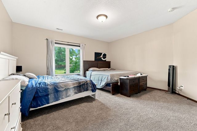 4316 NE Par View Court, Ankeny, IA 50021