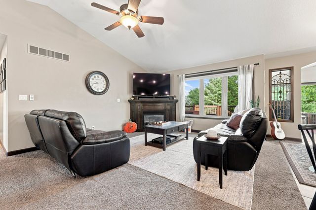 4316 NE Par View Court, Ankeny, IA 50021