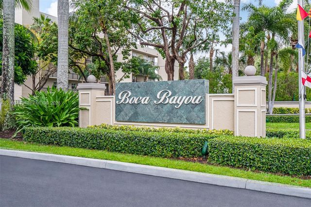 16 Royal Palm Way 205, Boca Raton, FL 33432