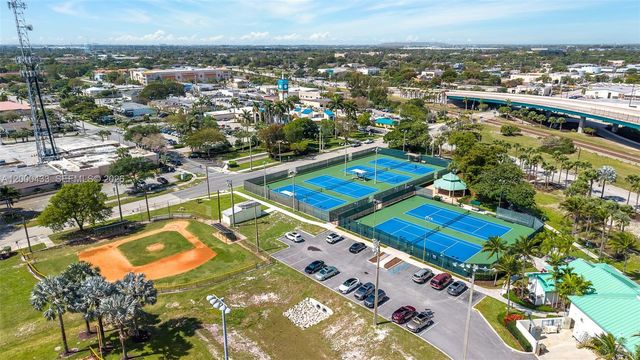 16 Royal Palm Way 205, Boca Raton, FL 33432