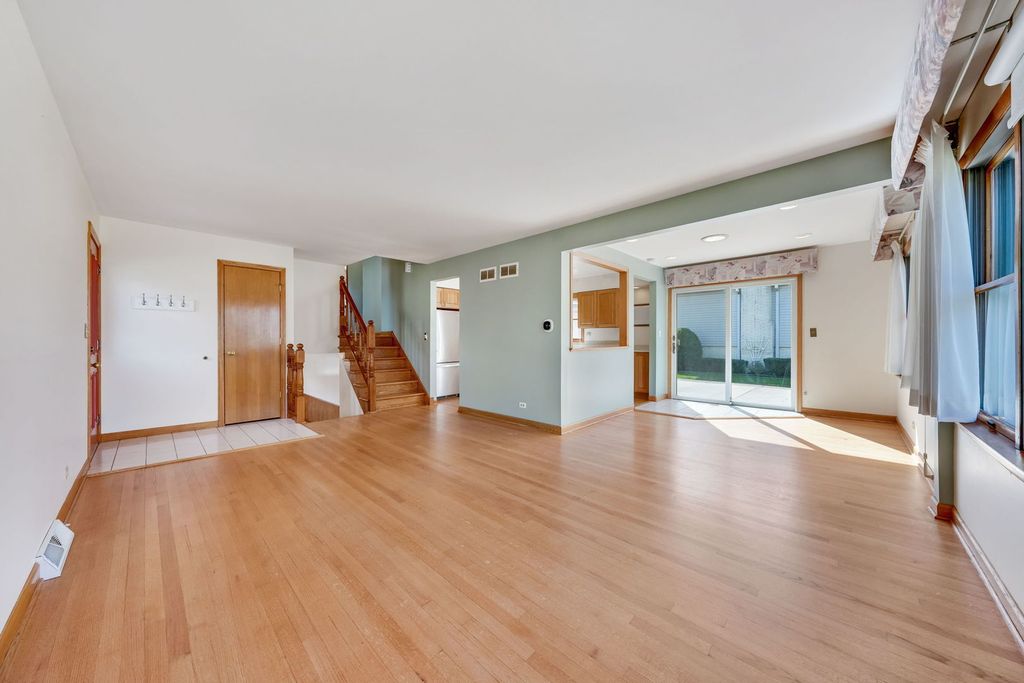 1933 Plainfield Drive, Des Plaines, IL 60018 — photo 4