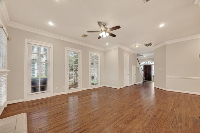 5779 Doliver Drive, Houston, TX 77057