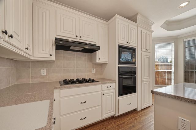 5779 Doliver Drive, Houston, TX 77057