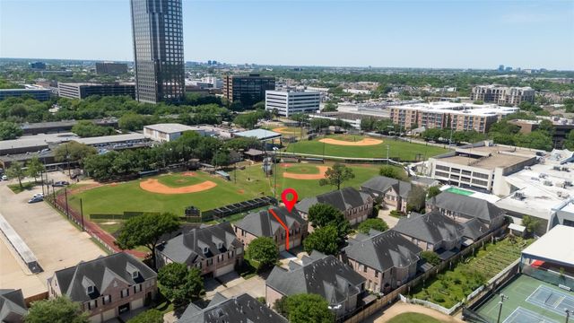 5779 Doliver Drive, Houston, TX 77057