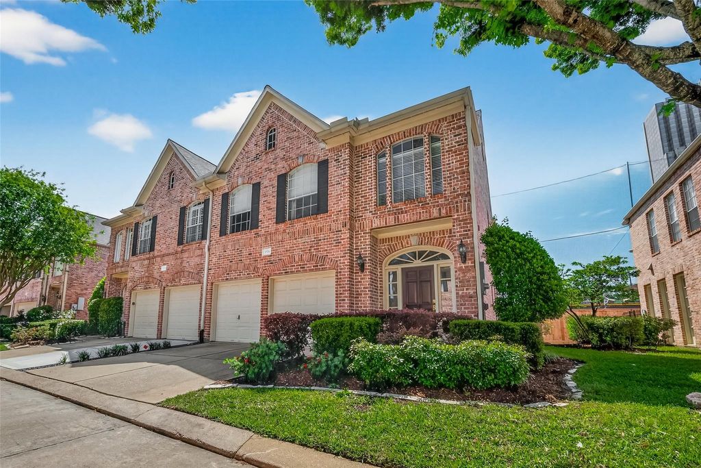 5779 Doliver Drive, Houston, TX 77057