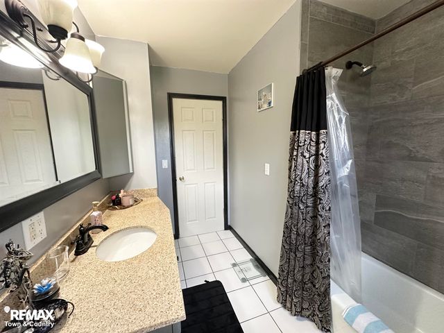 5133 Merit Drive, Genesee Twp, MI 48506