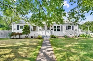 160 Buena Vista Avenue, Newington, CT 06111