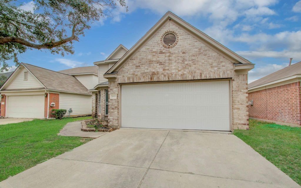 19618 Providence Shore Way, Cypress, TX 77433