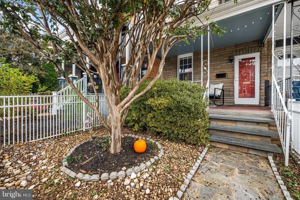 3507 CHESTNUT AVE, Baltimore, MD 21211