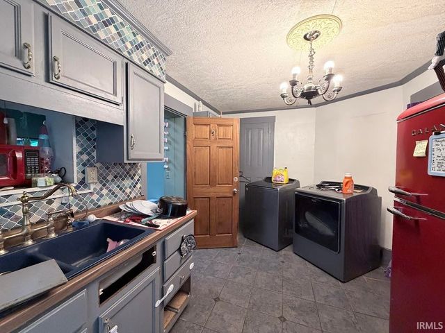 72 S 16th Street, Richmond, IN 47374