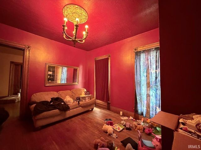 72 S 16th Street, Richmond, IN 47374