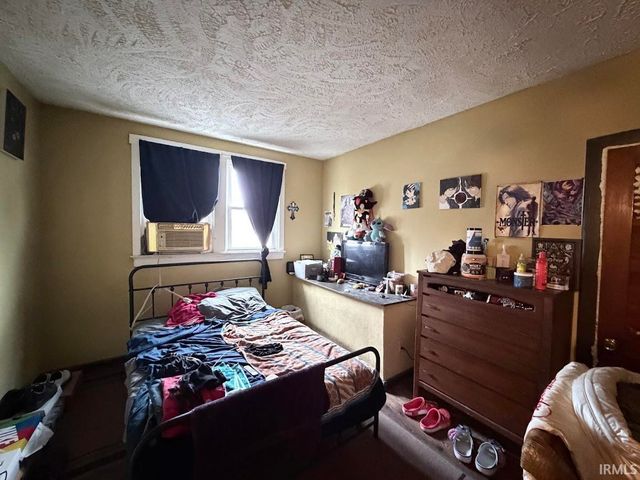 72 S 16th Street, Richmond, IN 47374