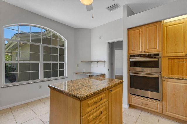 4044 PENSHURST PARK, Sarasota, FL 34235