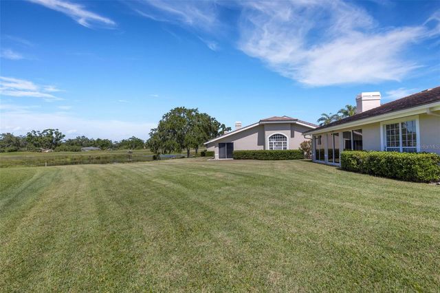 4044 PENSHURST PARK, Sarasota, FL 34235