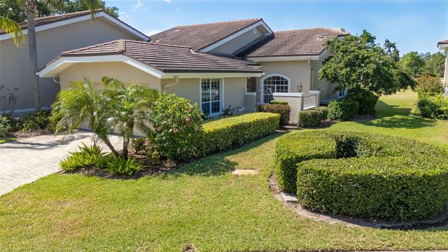 4044 PENSHURST PARK, Sarasota, FL 34235