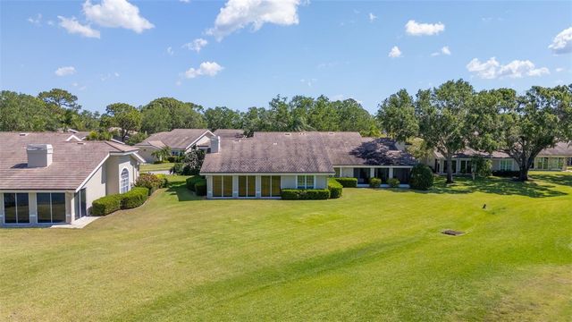 4044 PENSHURST PARK, Sarasota, FL 34235