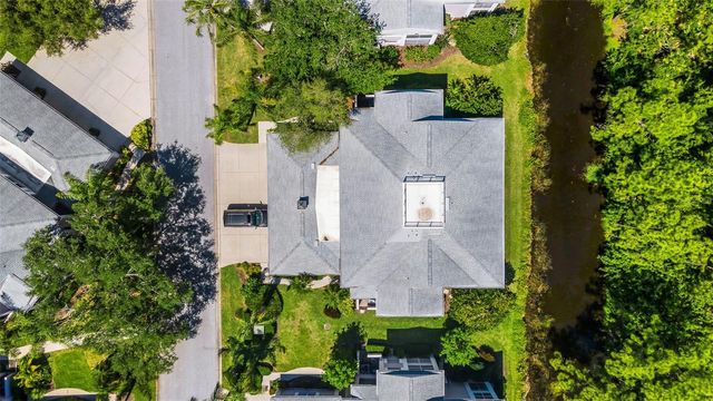 4044 PENSHURST PARK, Sarasota, FL 34235