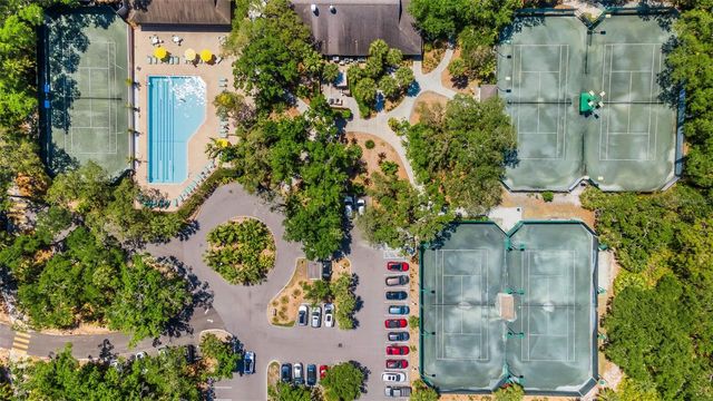 4044 PENSHURST PARK, Sarasota, FL 34235