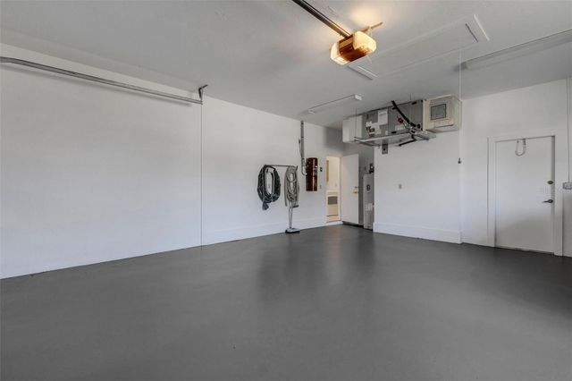 4044 PENSHURST PARK, Sarasota, FL 34235
