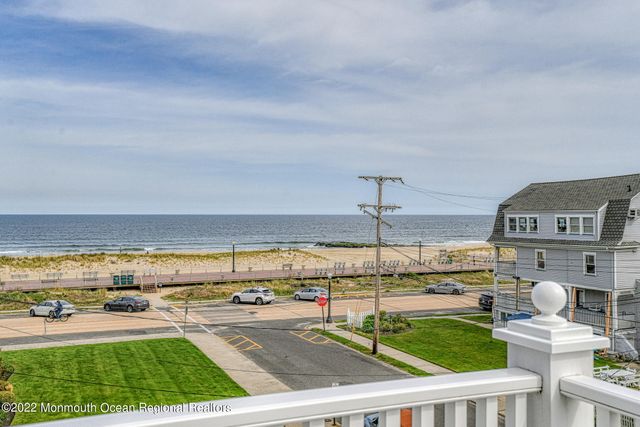 5 Abbott Avenue, Ocean Grove, NJ 07756