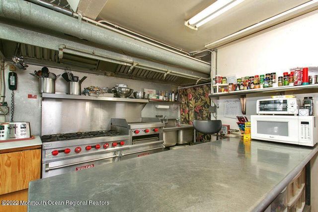 5 Abbott Avenue, Ocean Grove, NJ 07756