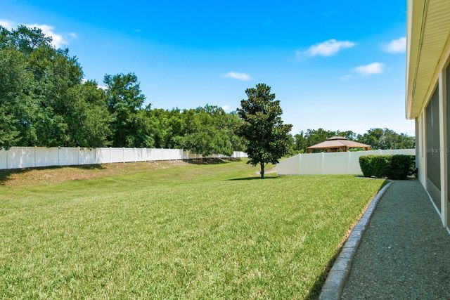 8036 PRAISE DRIVE, Tampa, FL 33625