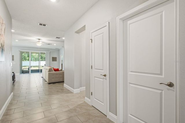 8036 PRAISE DRIVE, Tampa, FL 33625