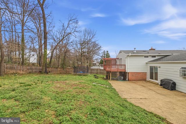 9204 ASHMEADE DR, Fairfax, VA 22032