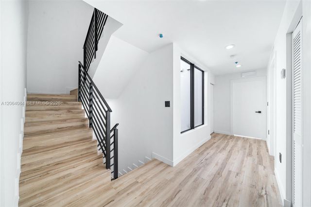 11 NE 51 St B, Miami, FL 33137