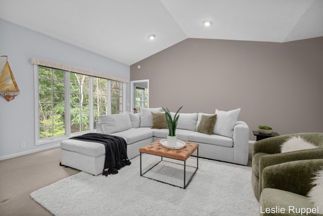 1712 Big Timber Court Ne, City Of Grand Rapids, MI 49505