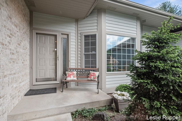 1712 Big Timber Court Ne, City Of Grand Rapids, MI 49505