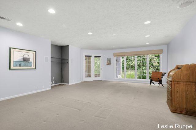 1712 Big Timber Court Ne, City Of Grand Rapids, MI 49505