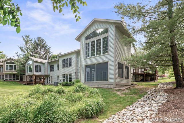 1712 Big Timber Court Ne, City Of Grand Rapids, MI 49505