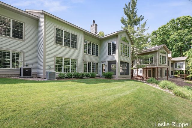 1712 Big Timber Court Ne, City Of Grand Rapids, MI 49505