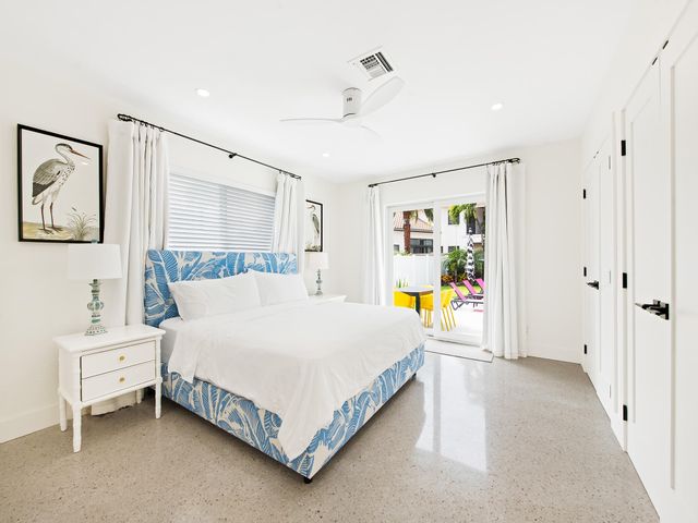 2141 NE 24th Street, Lighthouse Point, FL 33064