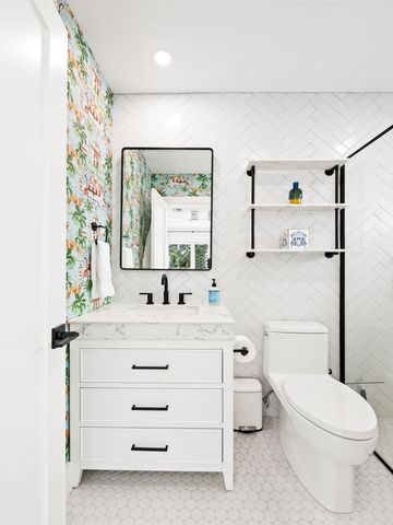 2141 NE 24th Street, Lighthouse Point, FL 33064