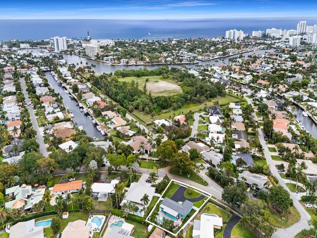 2141 NE 24th Street, Lighthouse Point, FL 33064