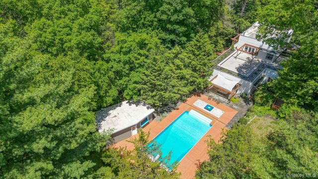 1202 Jackson Corners Road, Red Hook, NY 12571