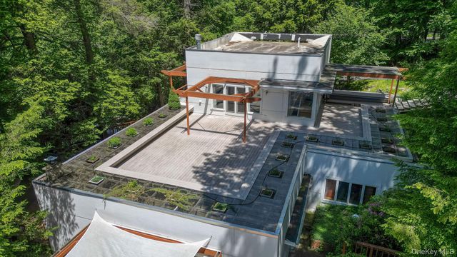 1202 Jackson Corners Road, Red Hook, NY 12571