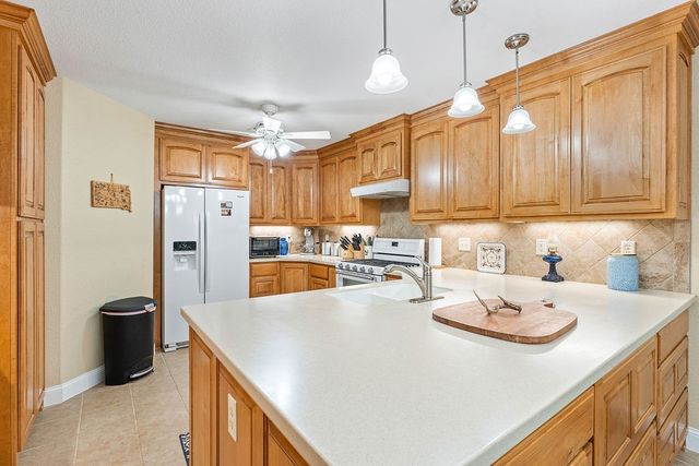 7221 E State Highway 90, Pineville, MO 64856